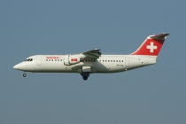 Swiss Intl. Air Lines, British Aerospace Avro RJ100, HB-IXU, c/n E3276, in ZRH